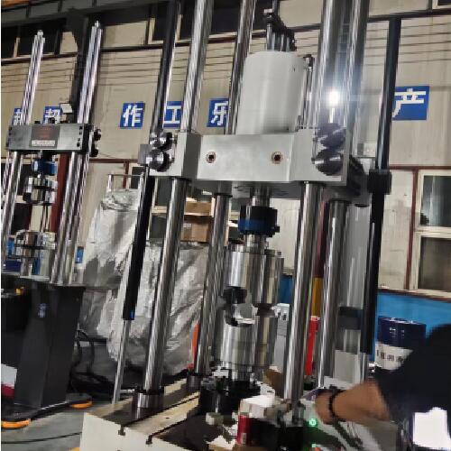 1684288032256992.jpg 1液壓緩沖器綜合測試系統(tǒng)2.jpg